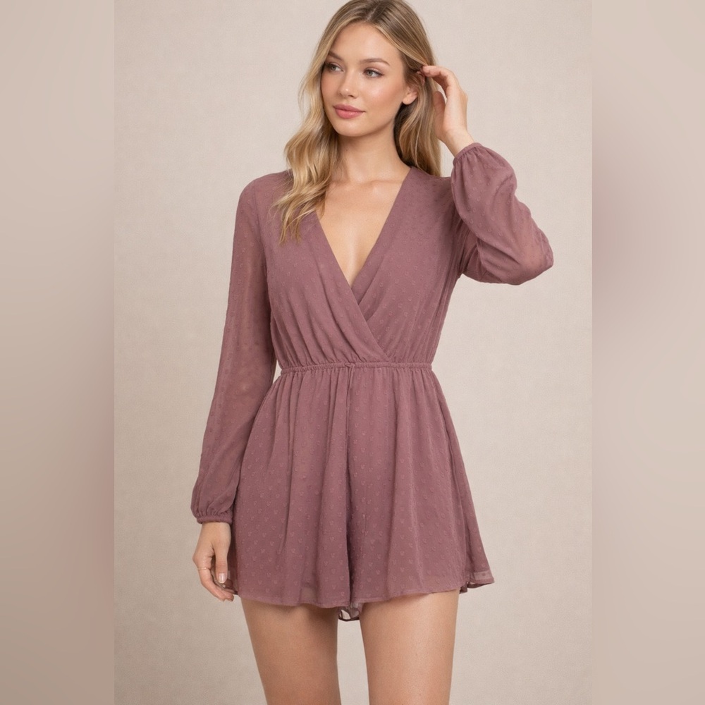 Altar’d State Mauve‎ Long Sleeve Romper NWT Size Small